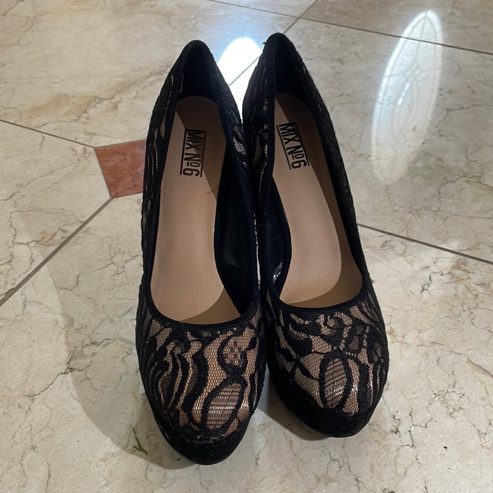 Brand New Black Mix No 6 Platform Lace/Velvet Pumps